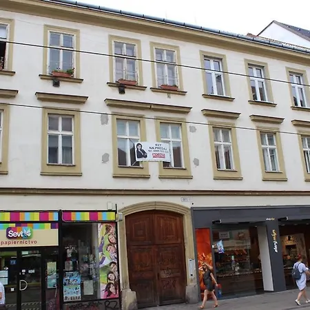 Appartement Leo Obchodna - Family