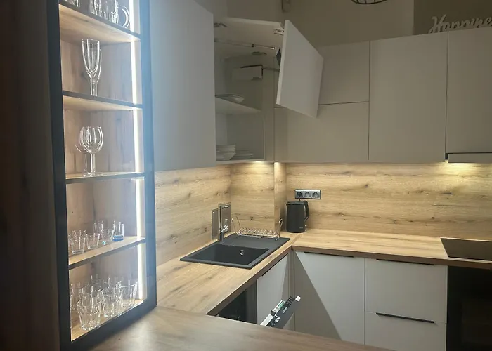 Leo Obchodna - Family Apartment